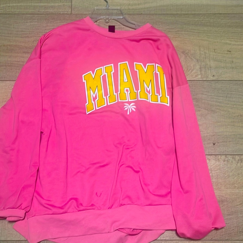 shein, small but could fit a medium, worn a couple times!!